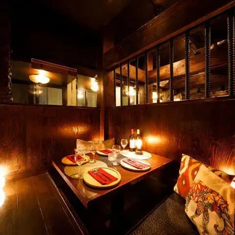 和牛と旬野菜の店 おすすめ家 新宿本店 店内写真