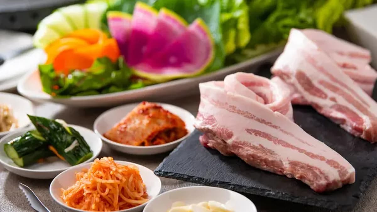 KOREAN DINING HANA 店内写真