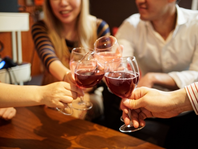 【渋谷駅】駅周辺の個室居酒屋をお探しなら！飲み放題付きコースあり！宴会に嬉しいおすすめ居酒屋8選◎