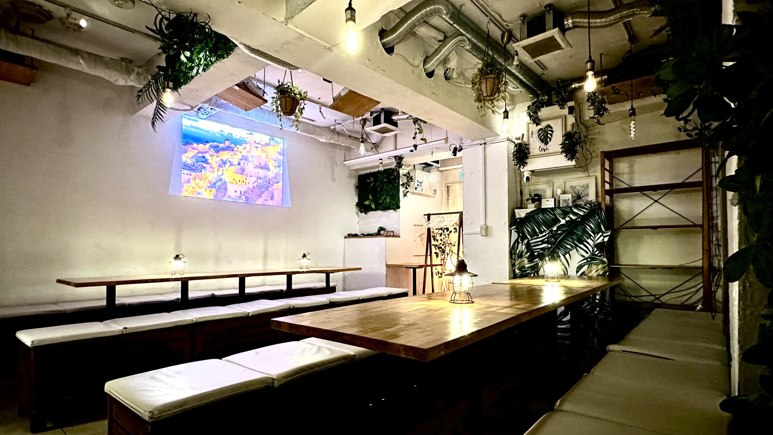 渋谷×50人規模の忘年会×貸切パーティー「渋谷ガーデンルーム」夜内観２