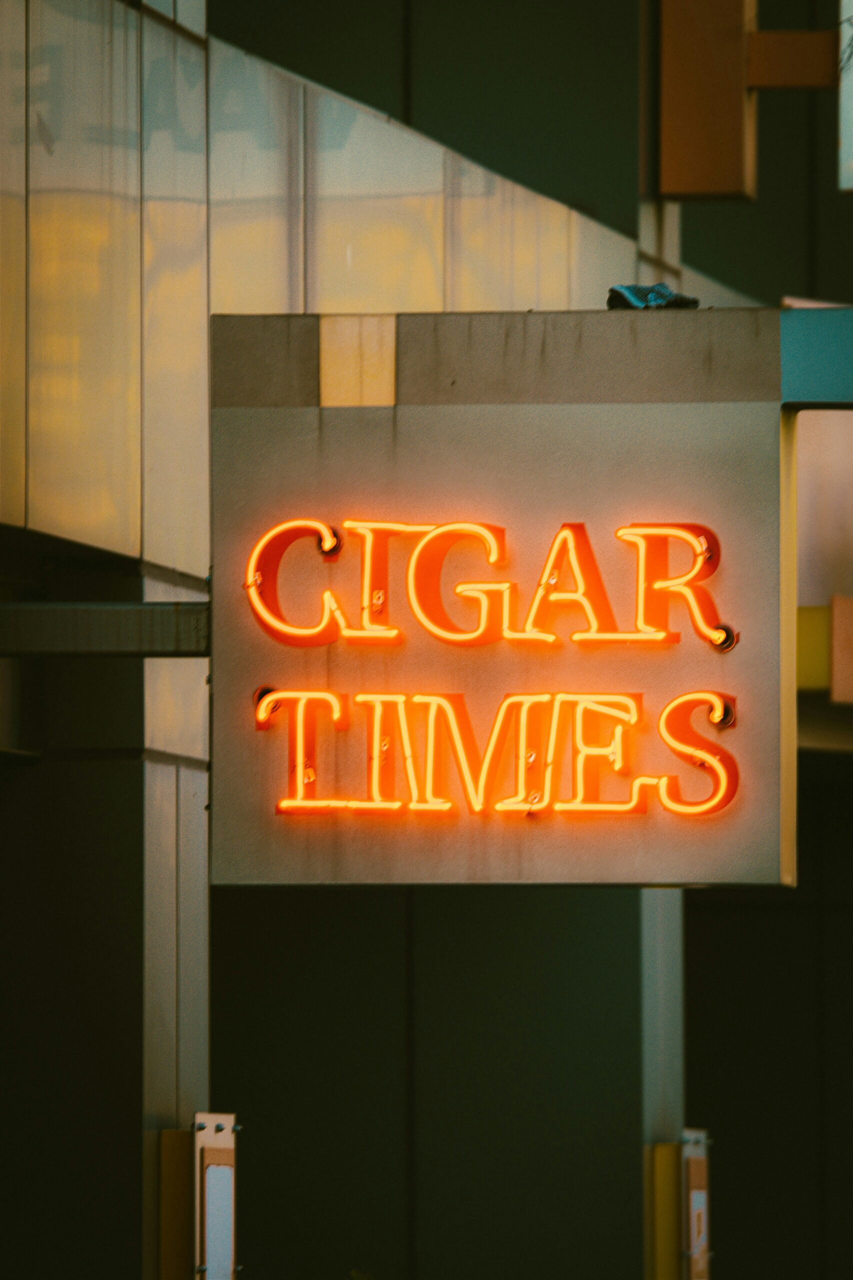 新宿で喫煙可能な居酒屋5選！愛煙家に優しいくつろぎ空間で食事とお酒を満喫