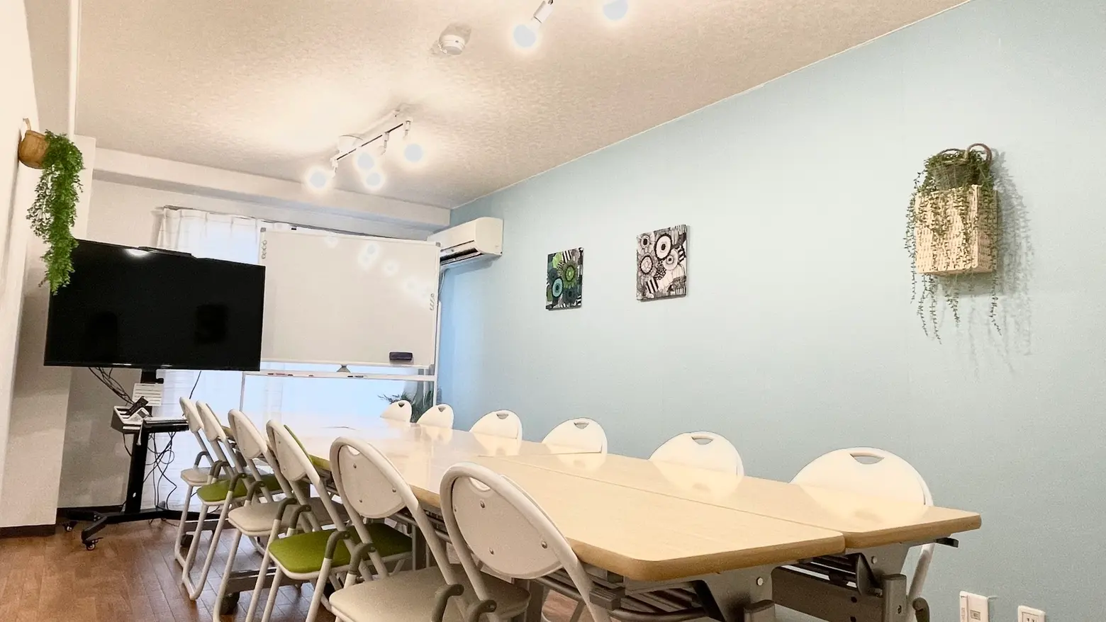 【横浜エリア】会議にも研修にも！ビジネス利用におすすめな貸し会議室５選