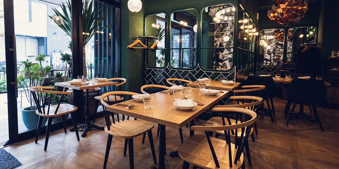 横浜×貸切×60人　内観14