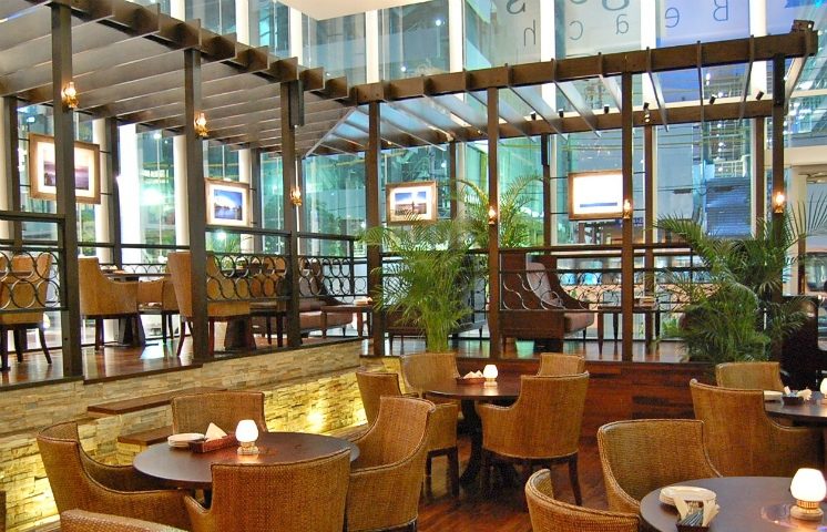 横浜×貸切×60人　内観1