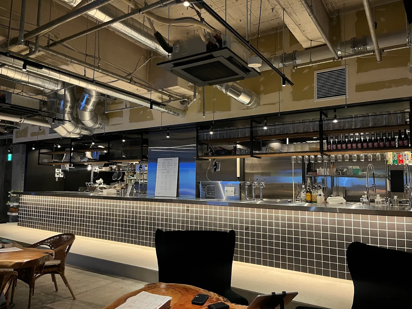 名古屋×貸切×大人数『HODL』